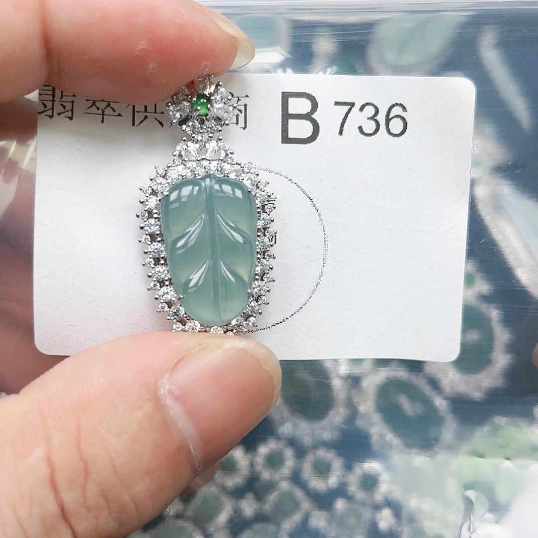 翡翠颈饰未镶嵌翡翠736