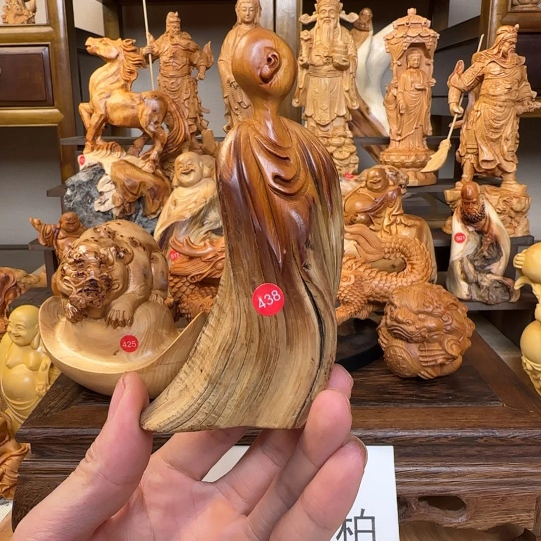 崖柏小木匠艺雕一物一拍