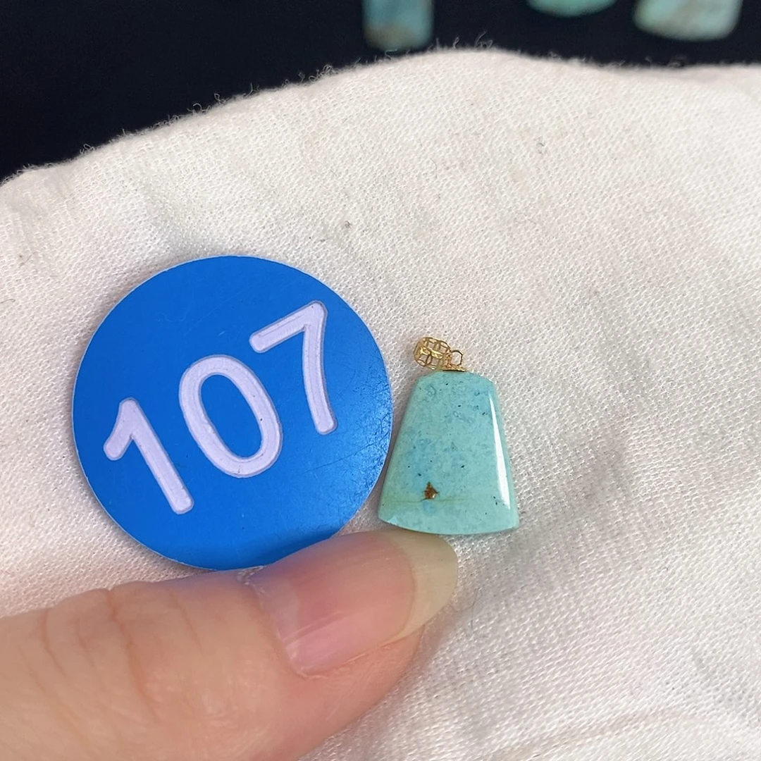 绿松石18K金镶嵌珠宝奇石