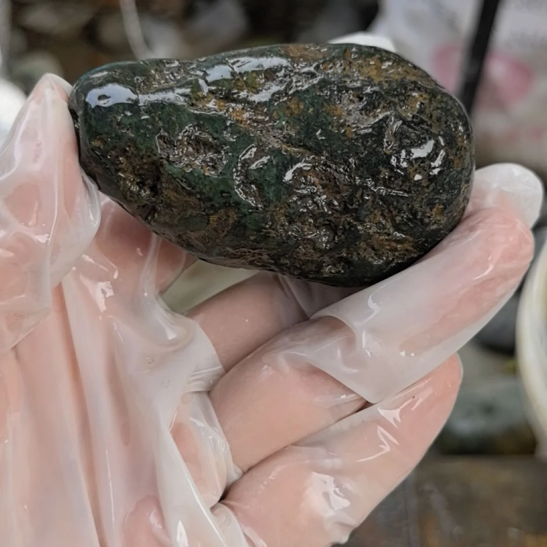 石材云**清藏玉药王石原石手把件一个