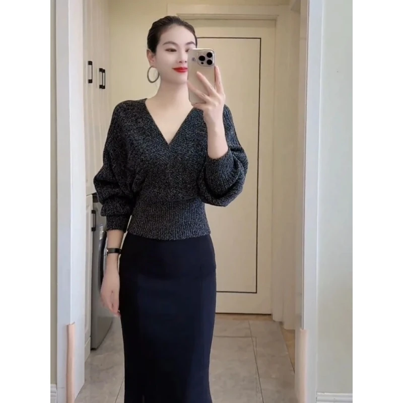 【现货】灰色V领针织衫女2025早秋时尚洋气独特超好看气质高端上衣