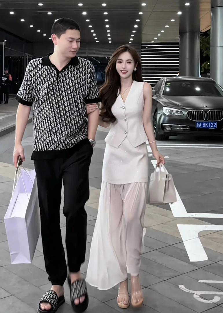 【夏装新款】DO644夏季时尚气质轻奢亮丝小香马甲+半身裙套装潮流