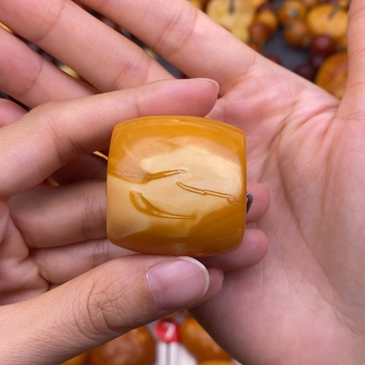 琥珀未镶嵌裸石蜜蜡M