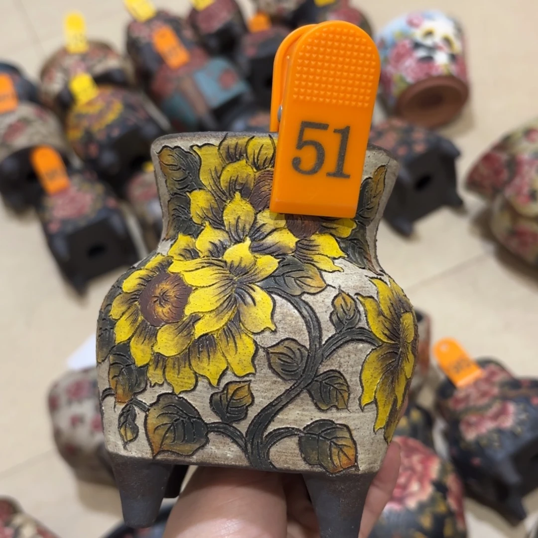 H***.哈哈哈哈哈哈哈哈