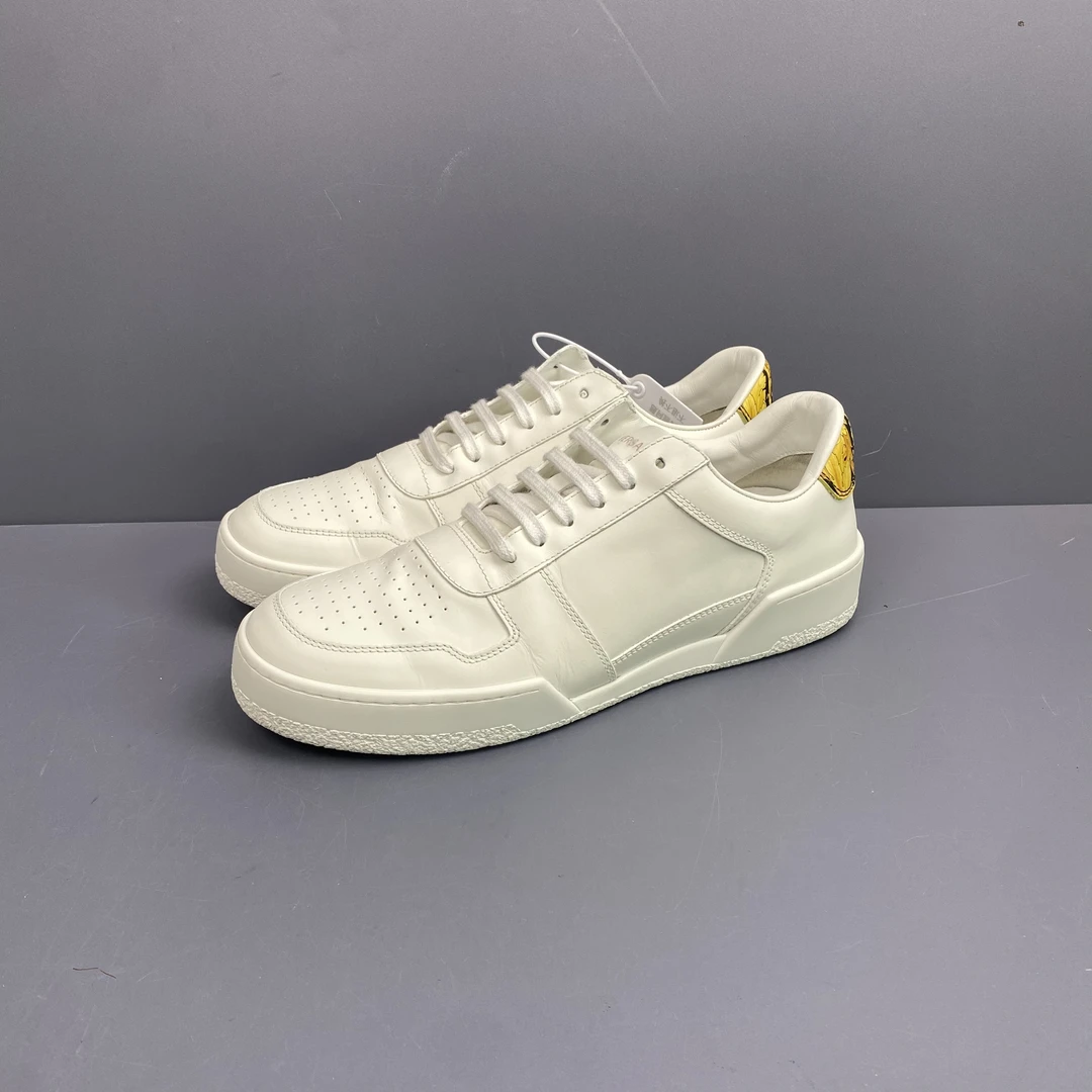 95新 VERSACE/范思哲 42码范思哲花卉后跟板鞋 休闲鞋磨损很小250