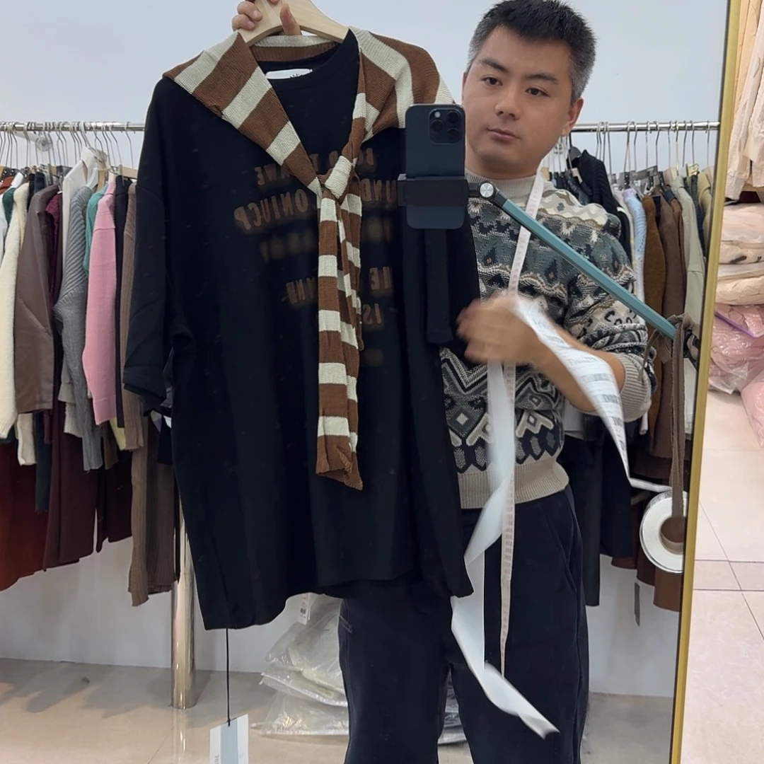 Z***娜在这部影片当中扮演角色22