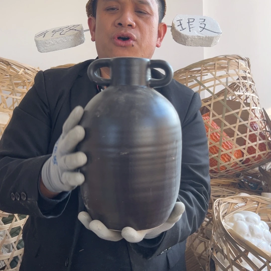 摆件10 号高中低温陶瓷瓶（部分微瑕）