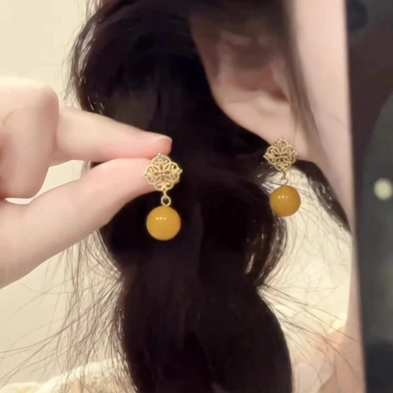 铜合金耳饰 新中式镂空蕾丝耳环女轻奢高级感小众独特配旗袍耳坠