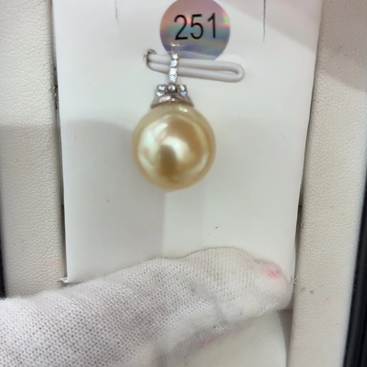 银S925镶嵌海水珍珠颈饰