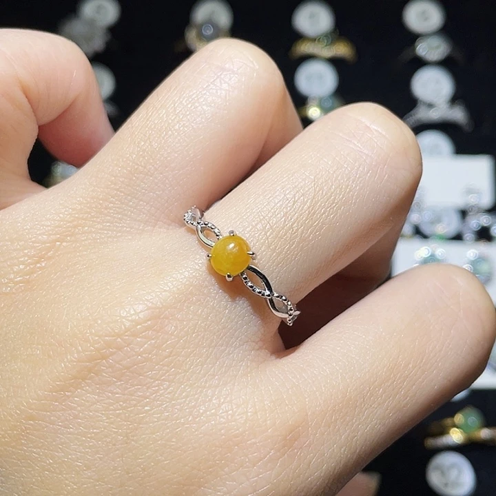 翡翠未镶嵌戒指戒指