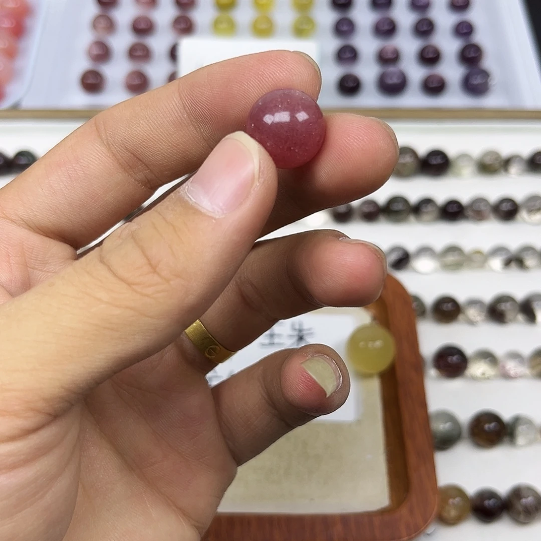 珠宝半成品水晶未镶嵌草莓晶14mm