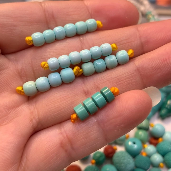 绿松石未镶嵌颈饰