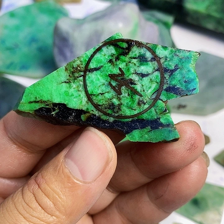 翡翠散珠天然翡翠A货挂件