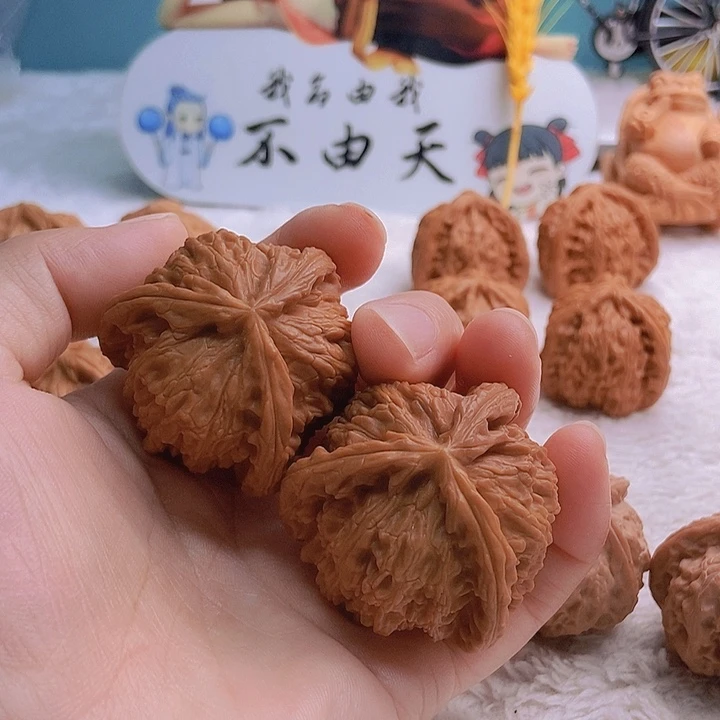 把件文玩核桃智****）三棱