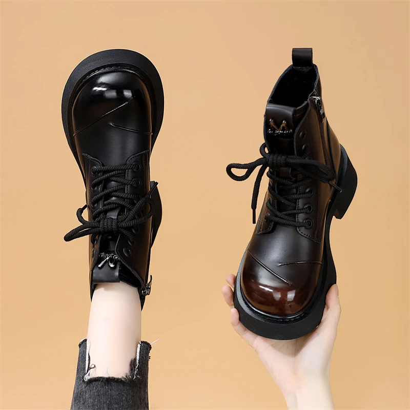 【高品质】英伦风马丁靴女秋冬2025新款时尚百搭软底不累脚厚底短靴