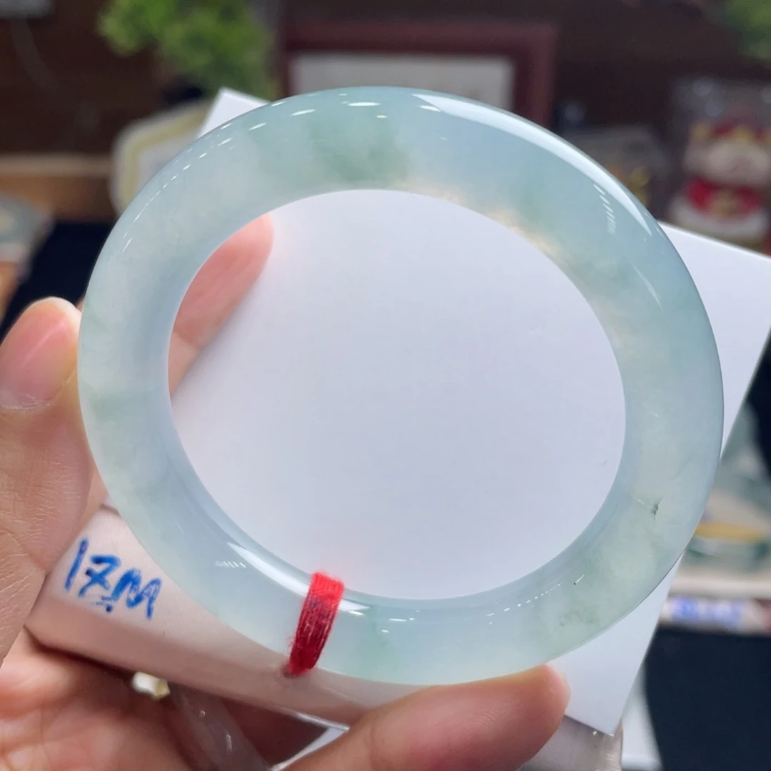 翡翠未镶嵌手镯51圆条，冰胶底
