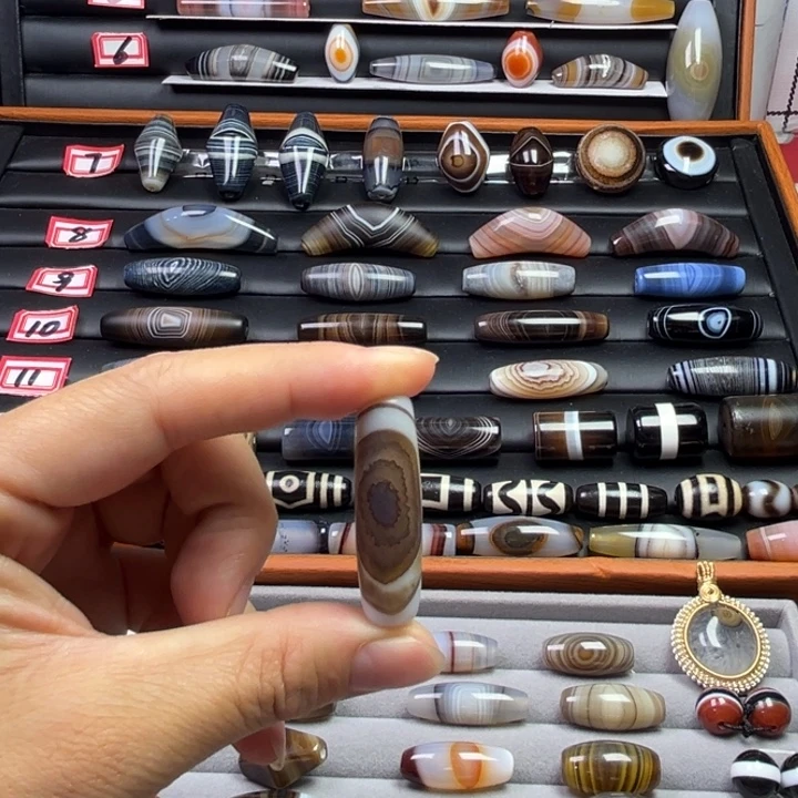 玛瑙/玉髓未镶嵌颈饰