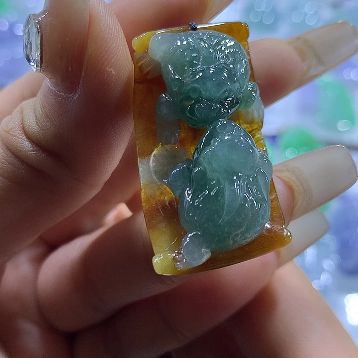 翡翠未镶嵌颈饰天然翡翠A货吊坠