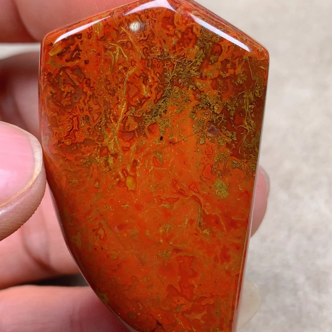 未镶嵌颈饰玛瑙/玉髓辉*儿