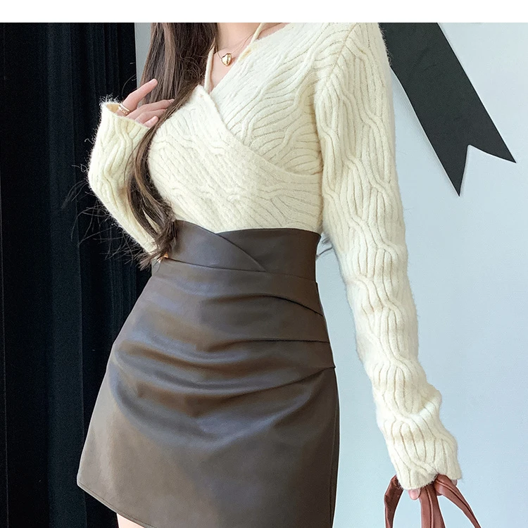 2025秋冬设计感褶皱小皮裙半身裙女pu包臀高腰御姐百褶a字短裙子