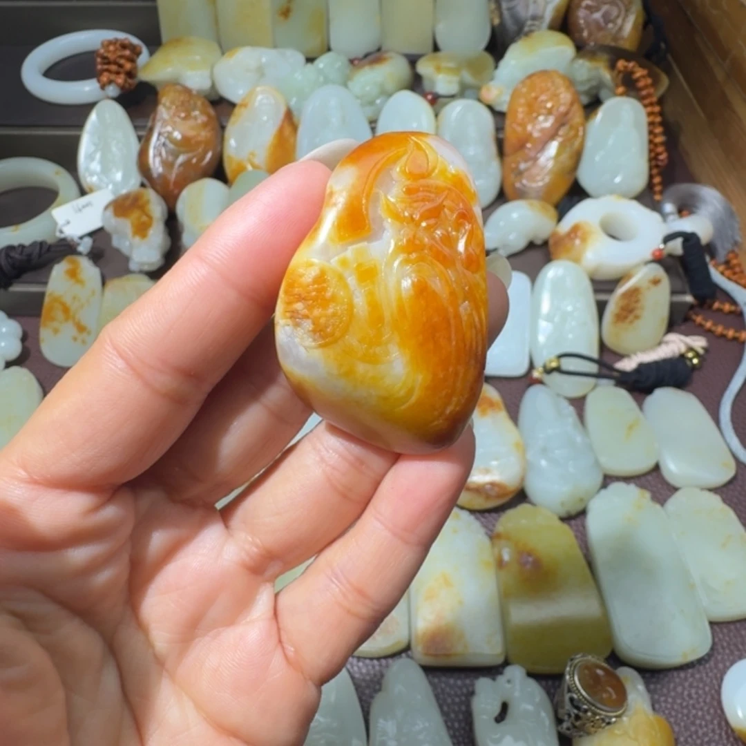 和田玉未镶嵌吊坠(不含链)