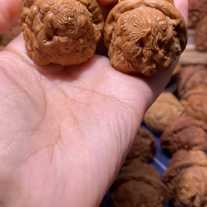 【闪购商品】手串/手链核桃h*z金蟾人物