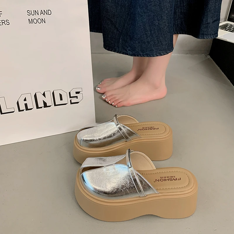 网红同款2025春夏新款厚底拖鞋女外穿时尚百搭增高配裙子包头凉拖