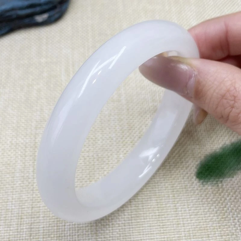 正品天山翠纯白白月光女士无杂无裂少女百搭