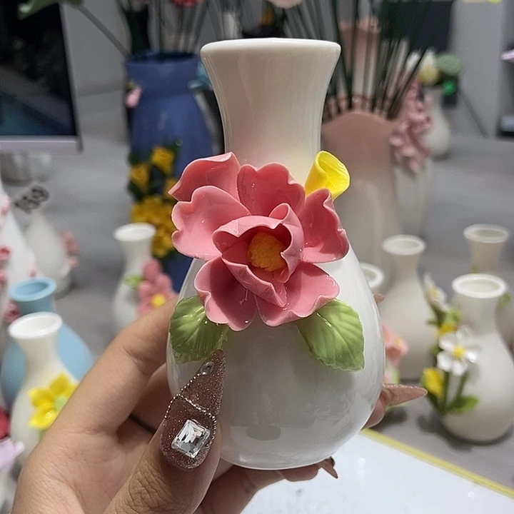 陶瓷纯手工捏花设计