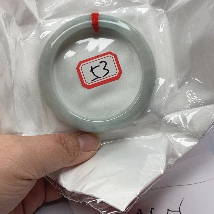 翡翠未镶嵌手镯翡翠