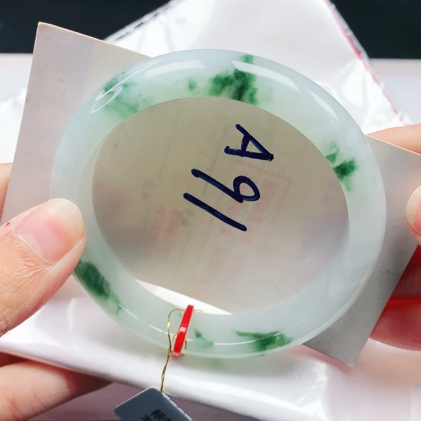 【闪购商品】翡翠手镯未镶嵌56.7圈