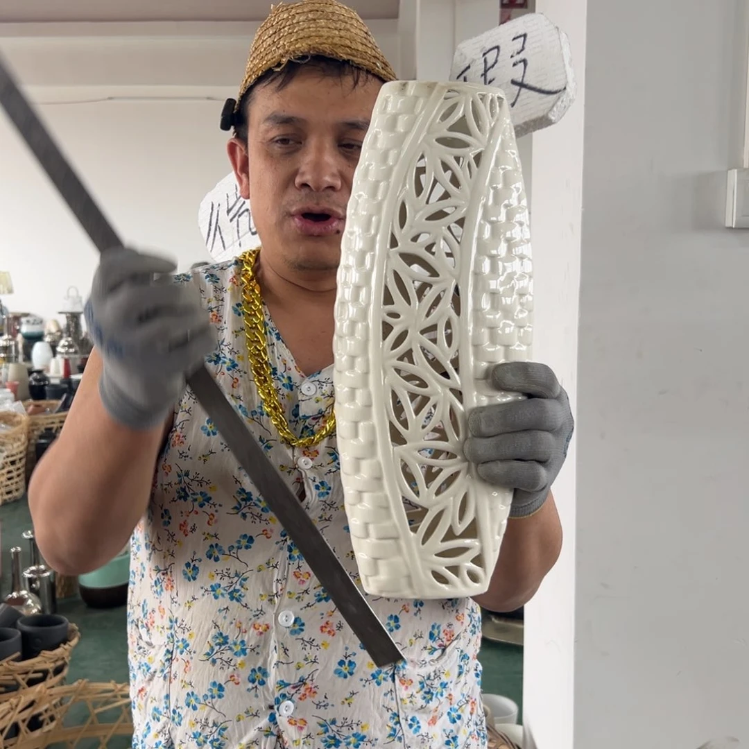 摆件109 号高中低温陶瓷工艺瓶（部分微瑕）