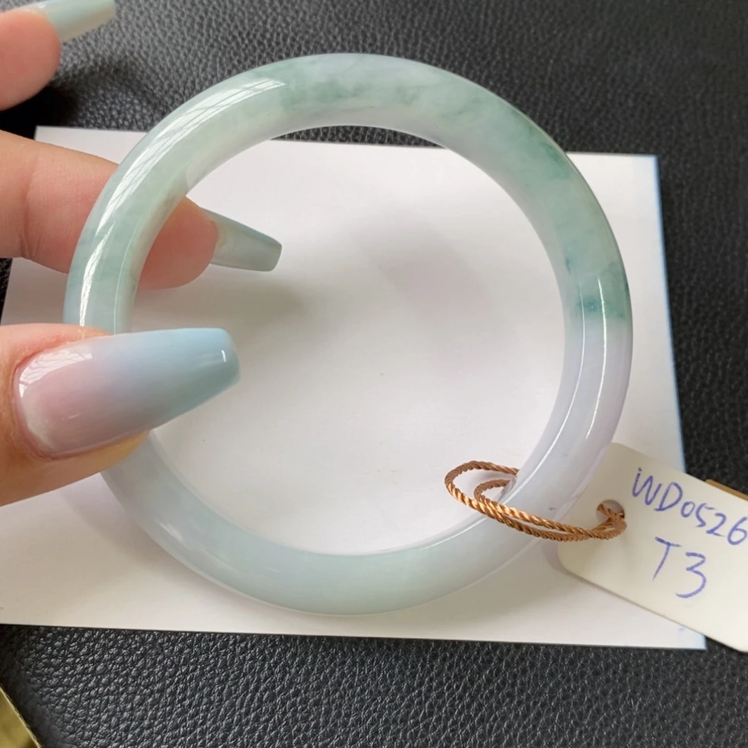 翡翠手镯未镶嵌58-59圈口