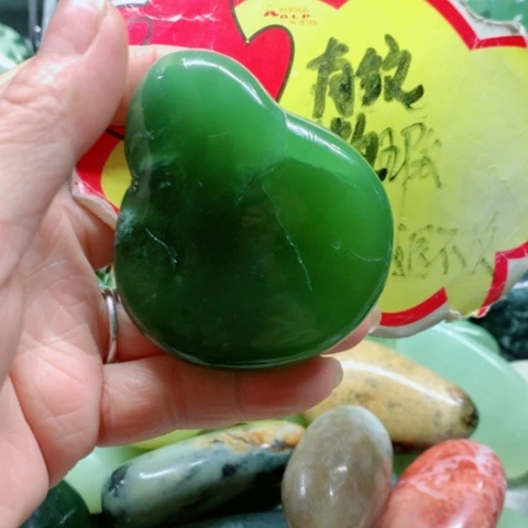 蛇纹石玉未镶嵌手把件