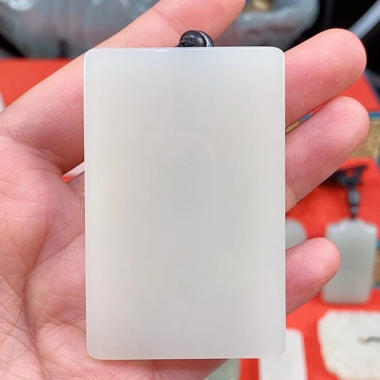 【闪购商品】颈饰未镶嵌和田玉