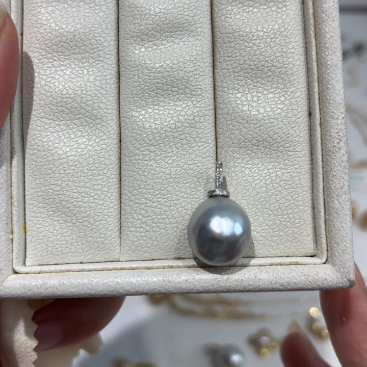 海水珍珠吊坠(不含链)18K金镶嵌