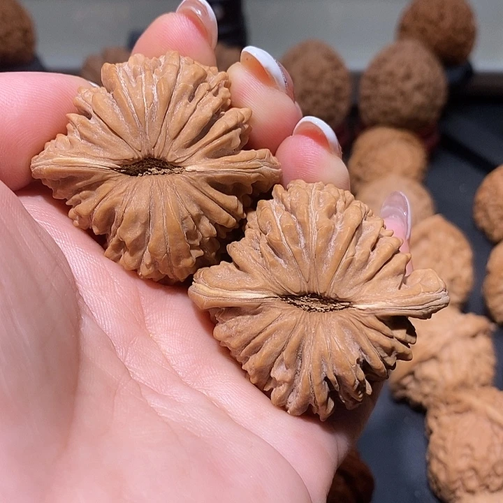 把件文玩核桃45.5蓟县山地楼