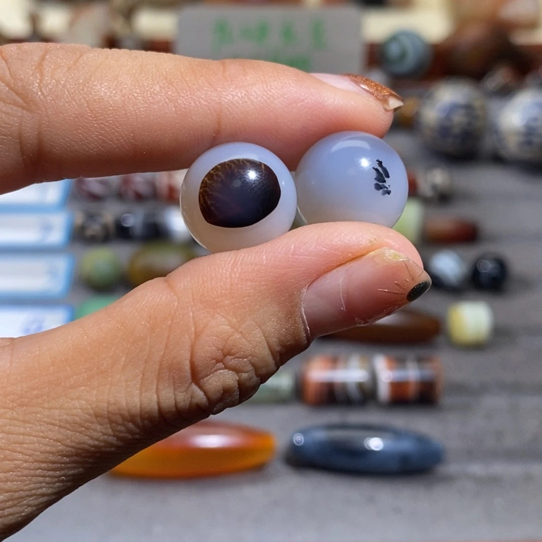 左***叶玛瑙/玉髓合金颈饰