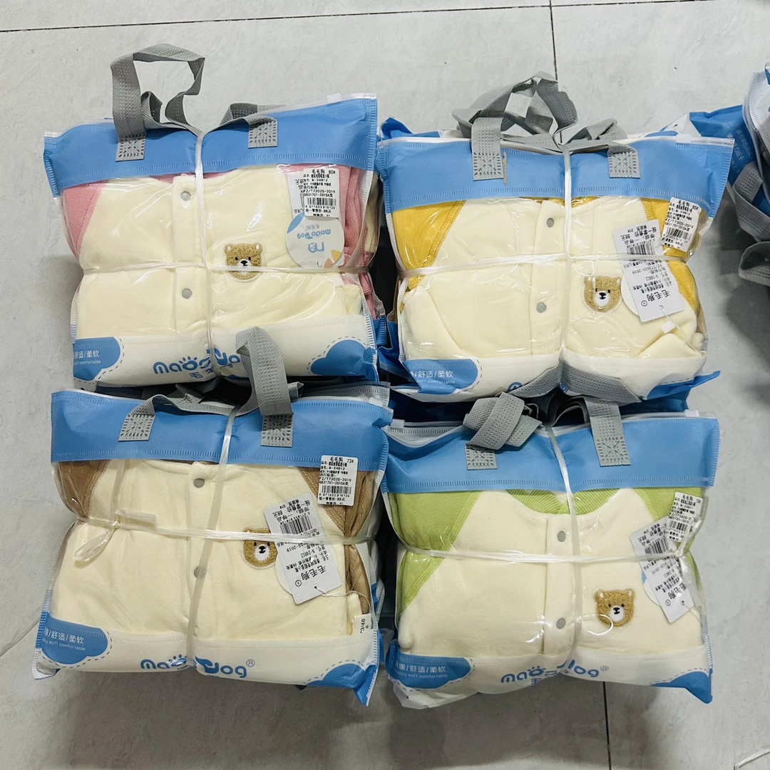 B21毛毛狗奥利绒戴帽两件套