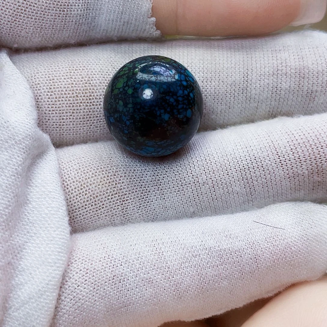 绿松石未镶嵌饰品