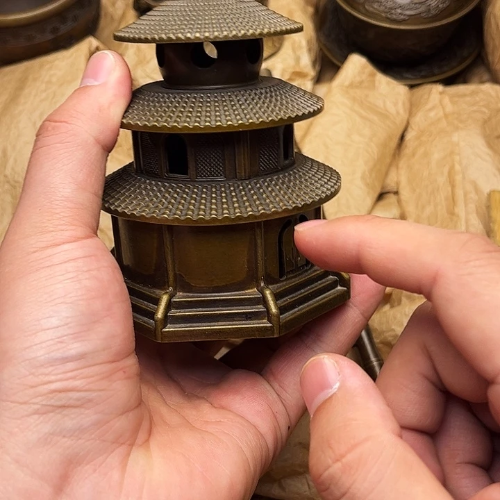 精美铜器做工精湛