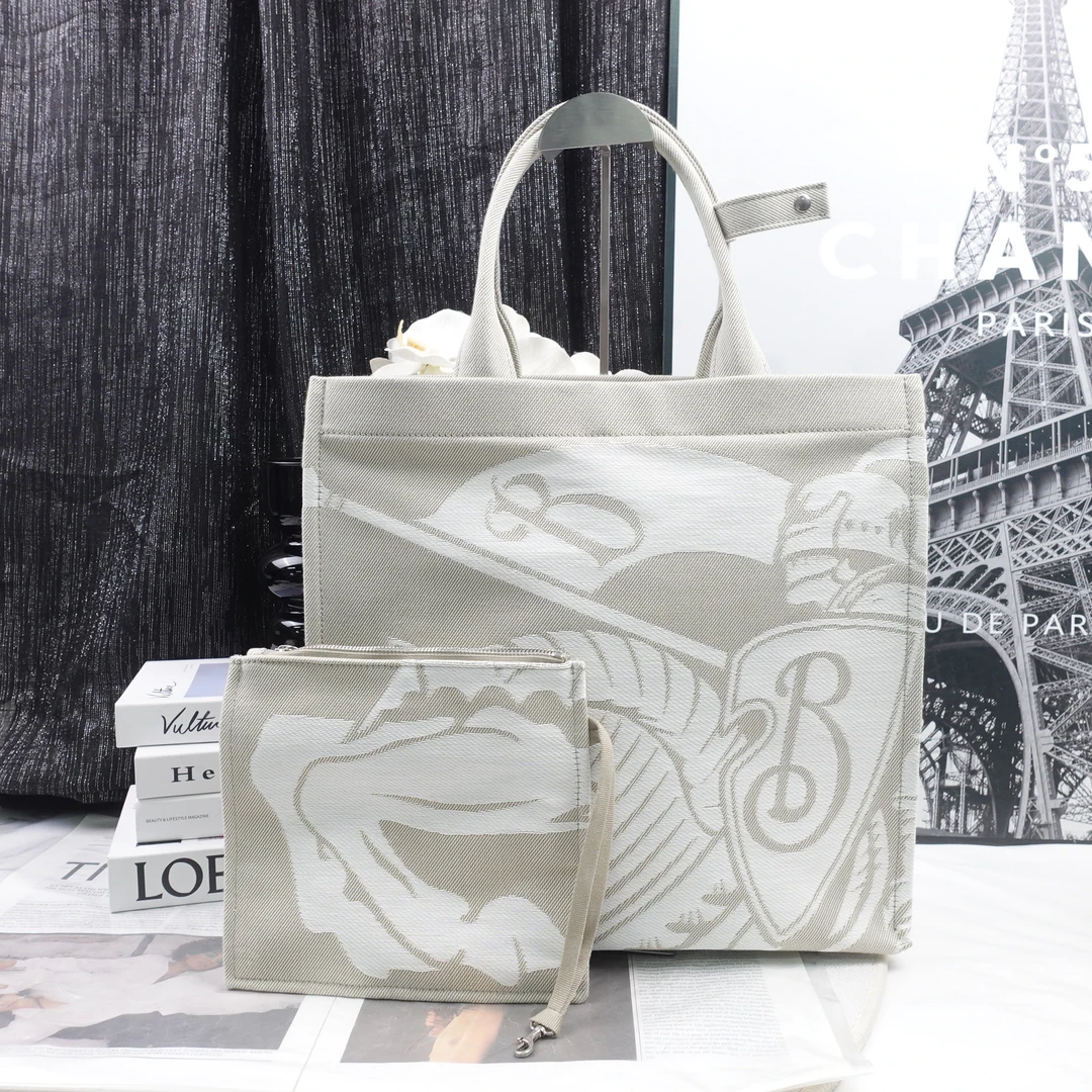 95新 BURBERRY/博柏利 巴宝莉/单肩包/T10328163