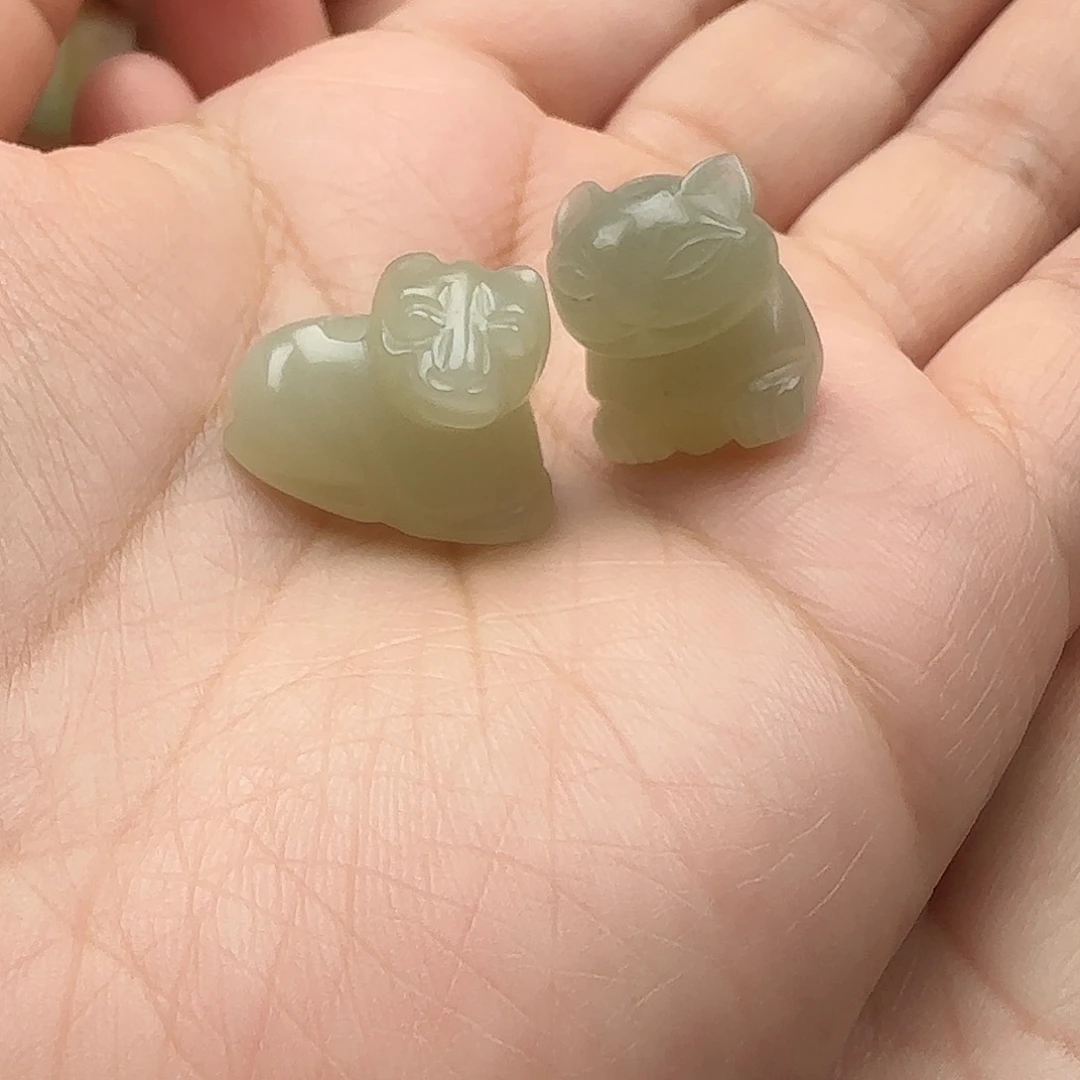 和田玉未镶嵌颈饰贵