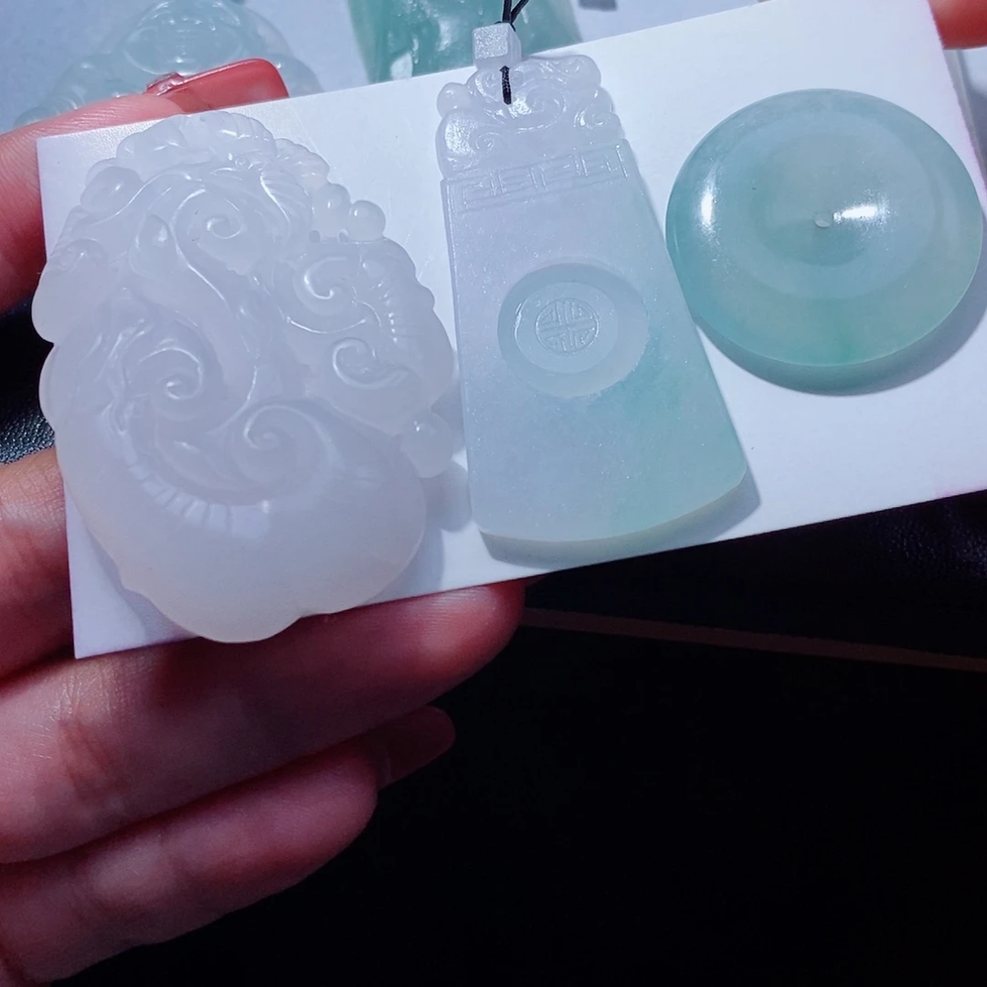 完***赵未镶嵌定制翡翠翡翠