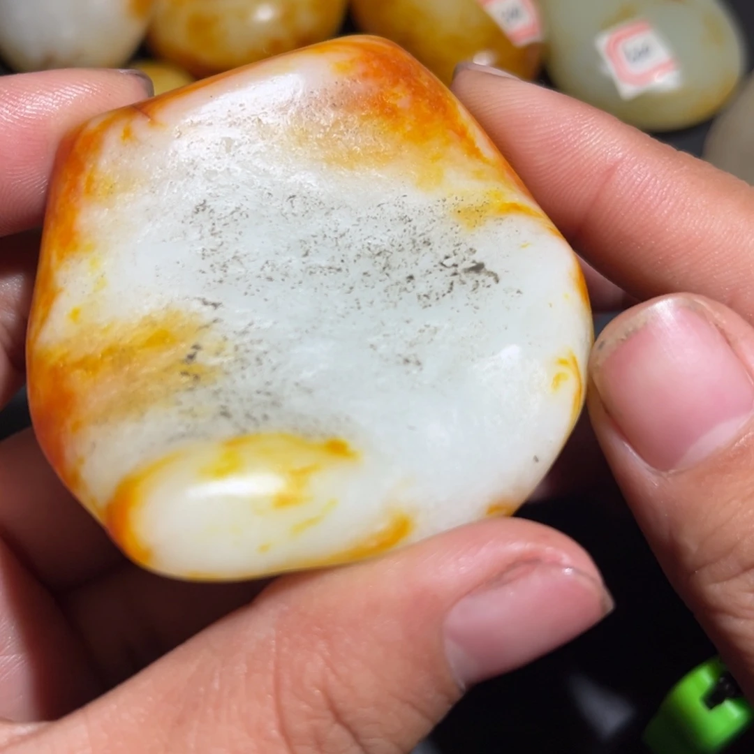 和田玉未镶嵌珠宝奇石