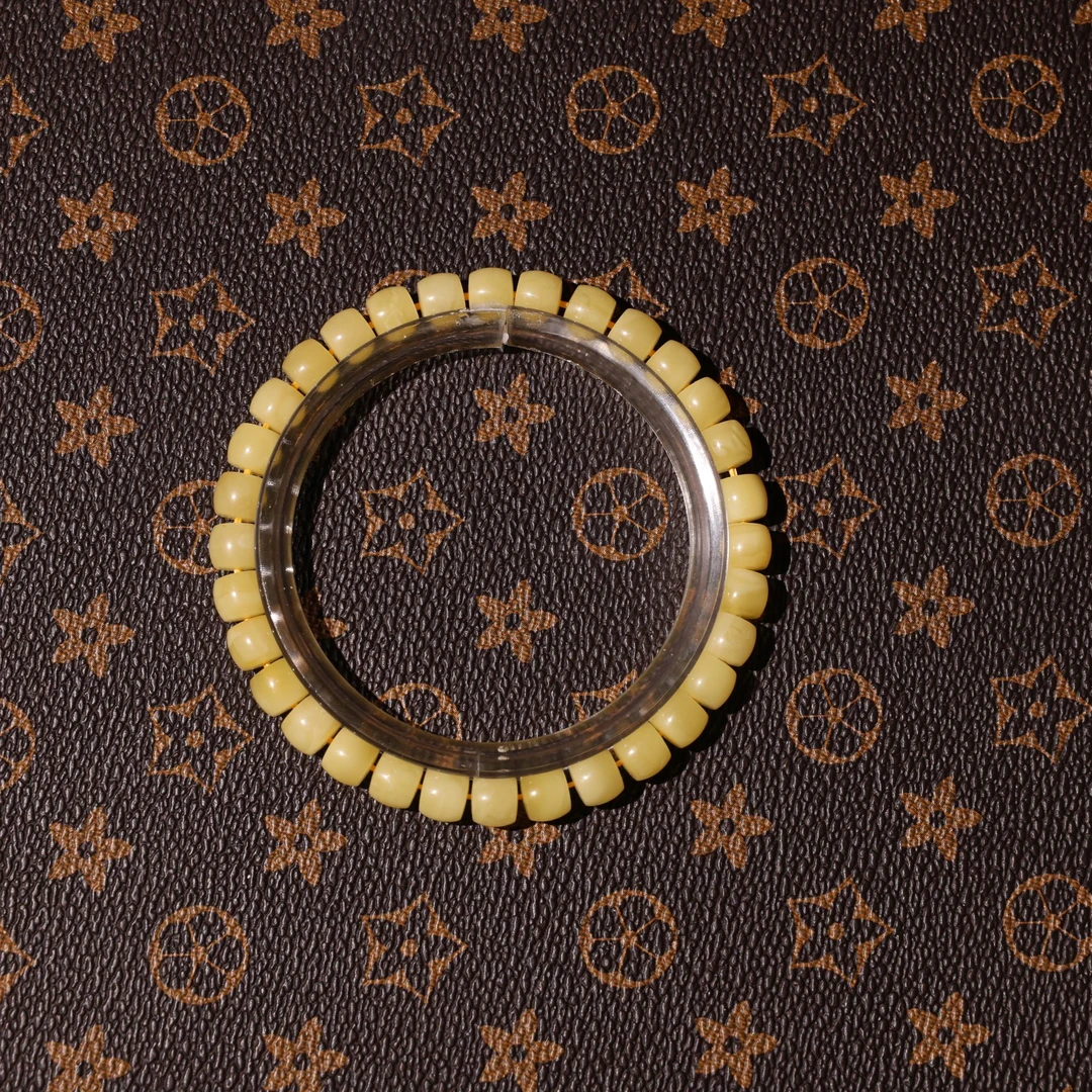 【胖胖甄选】蜜蜡直切手串6.8mm左右 K10002