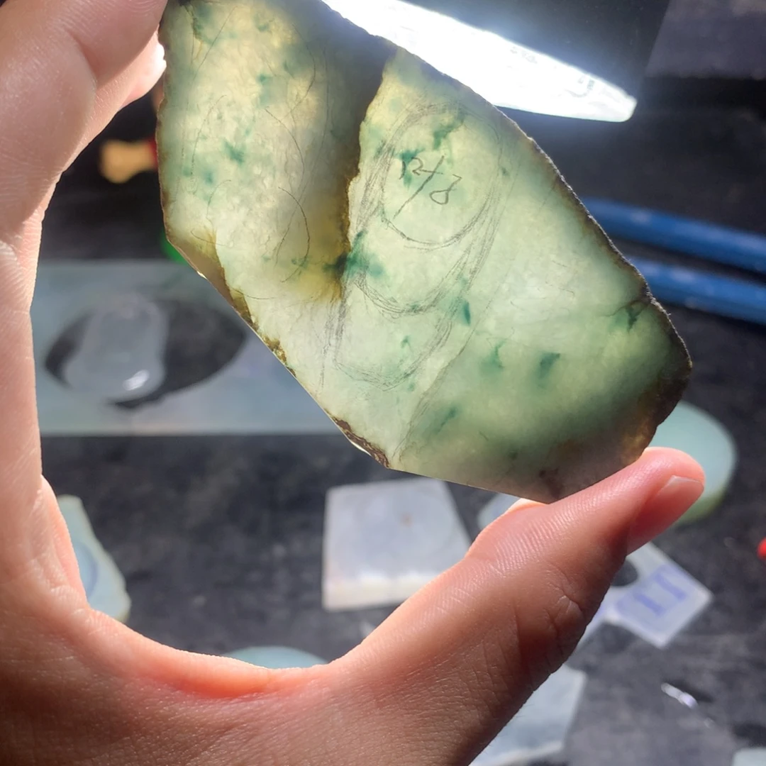 定制翡翠未镶嵌翡翠