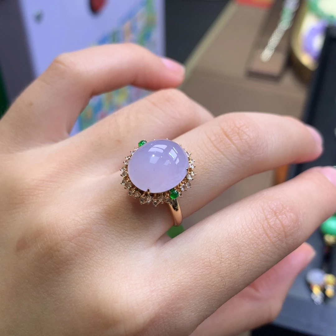 翡翠18K金镶嵌颈饰翡翠