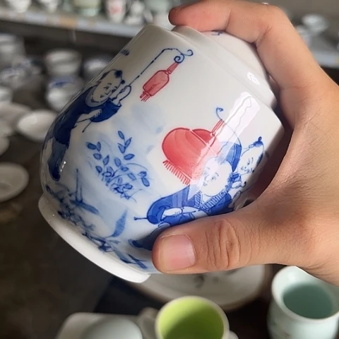 陶瓷手绘茶叶罐一个
