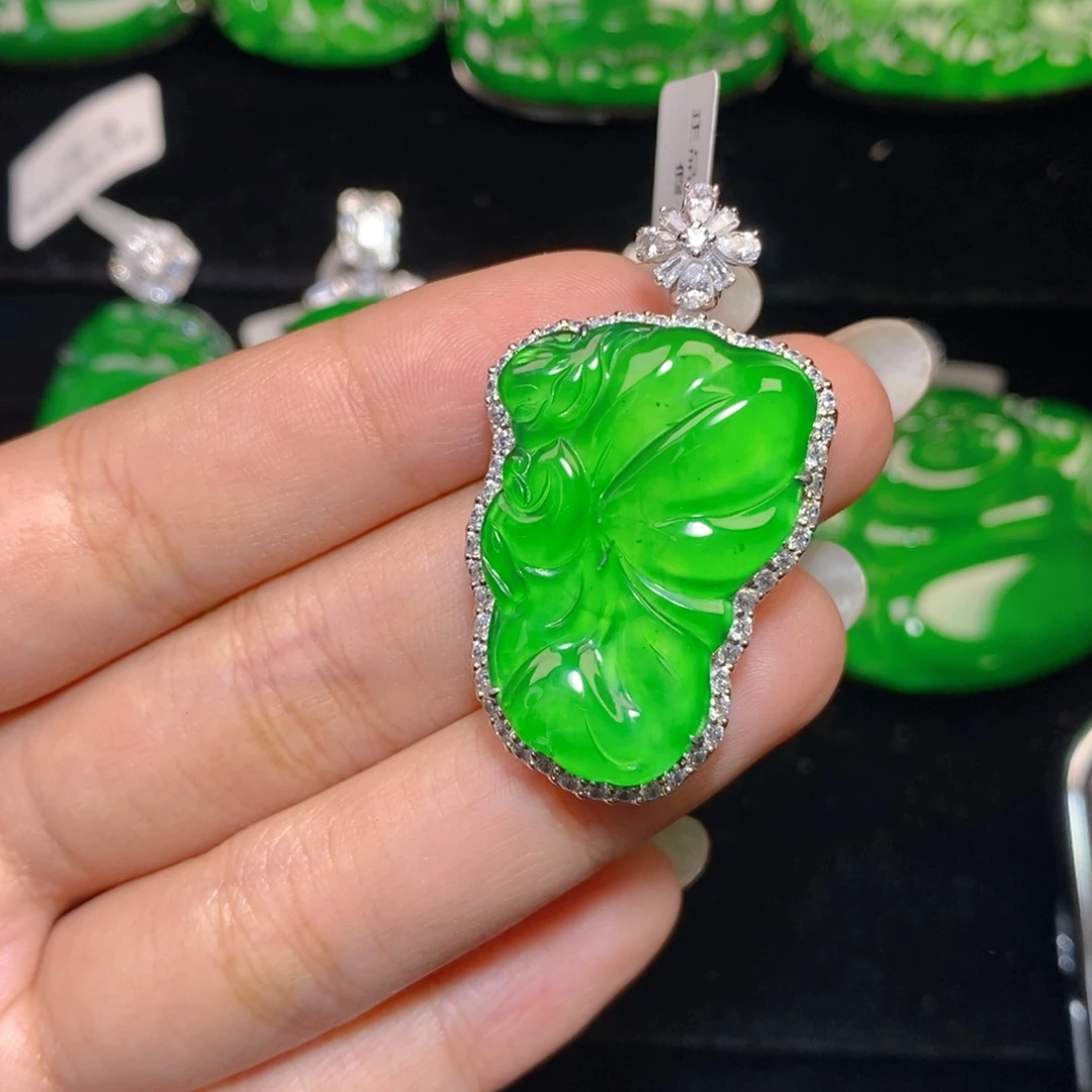 翡翠银S925镶嵌颈饰8888999